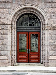 Checking out the old Milwaukee Road depot in Minneapolis – I Ride The ...